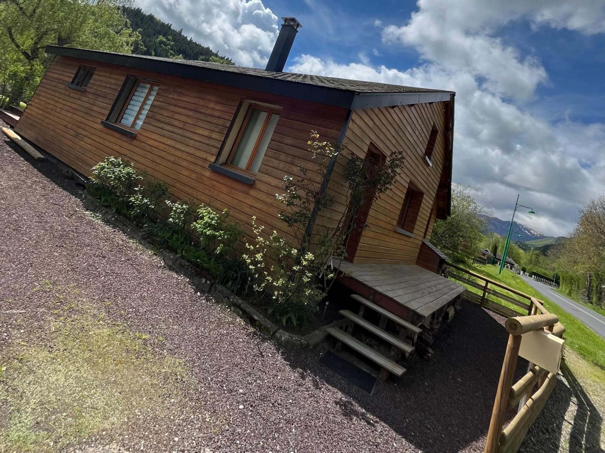 Chambon-Sur-Lac Exteriör bild